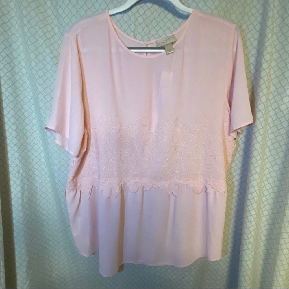 LOFT Outlet NWT Pink Top
